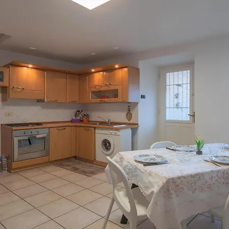 1 Bedroom Gorgeous In * バヴェーノ