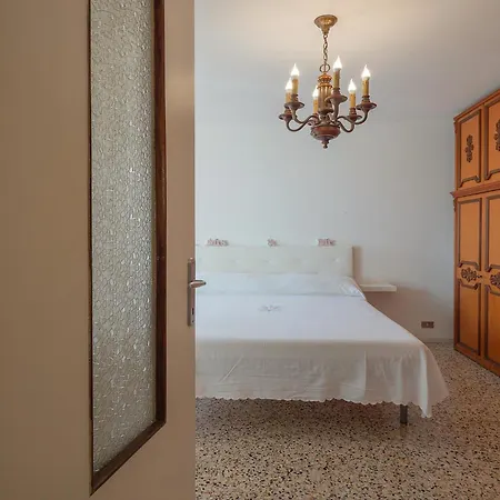 Holiday home 1 Bedroom Pet Friendly In Baveno