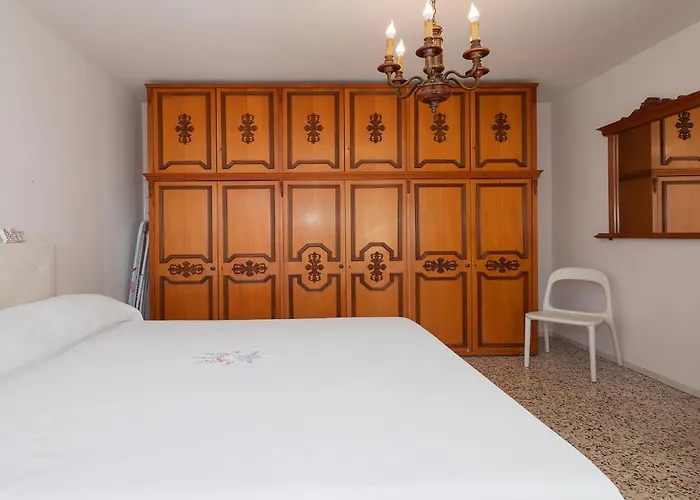 1 Bedroom Gorgeous In