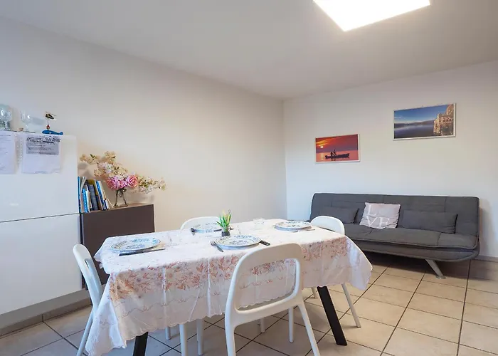 1 Bedroom Gorgeous In 펜션 *